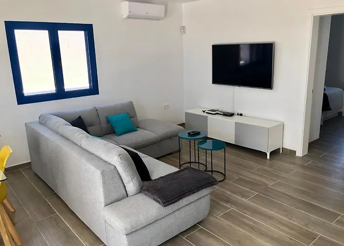 Sea Front Frente Al Mar Апартаменты *